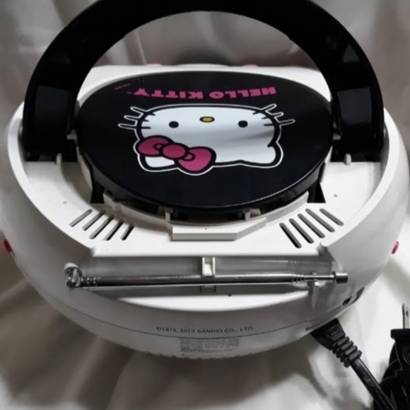 Hello Kitty Other Hello Kitty Boombox Cd Am Fm Radio Model Kt226mby